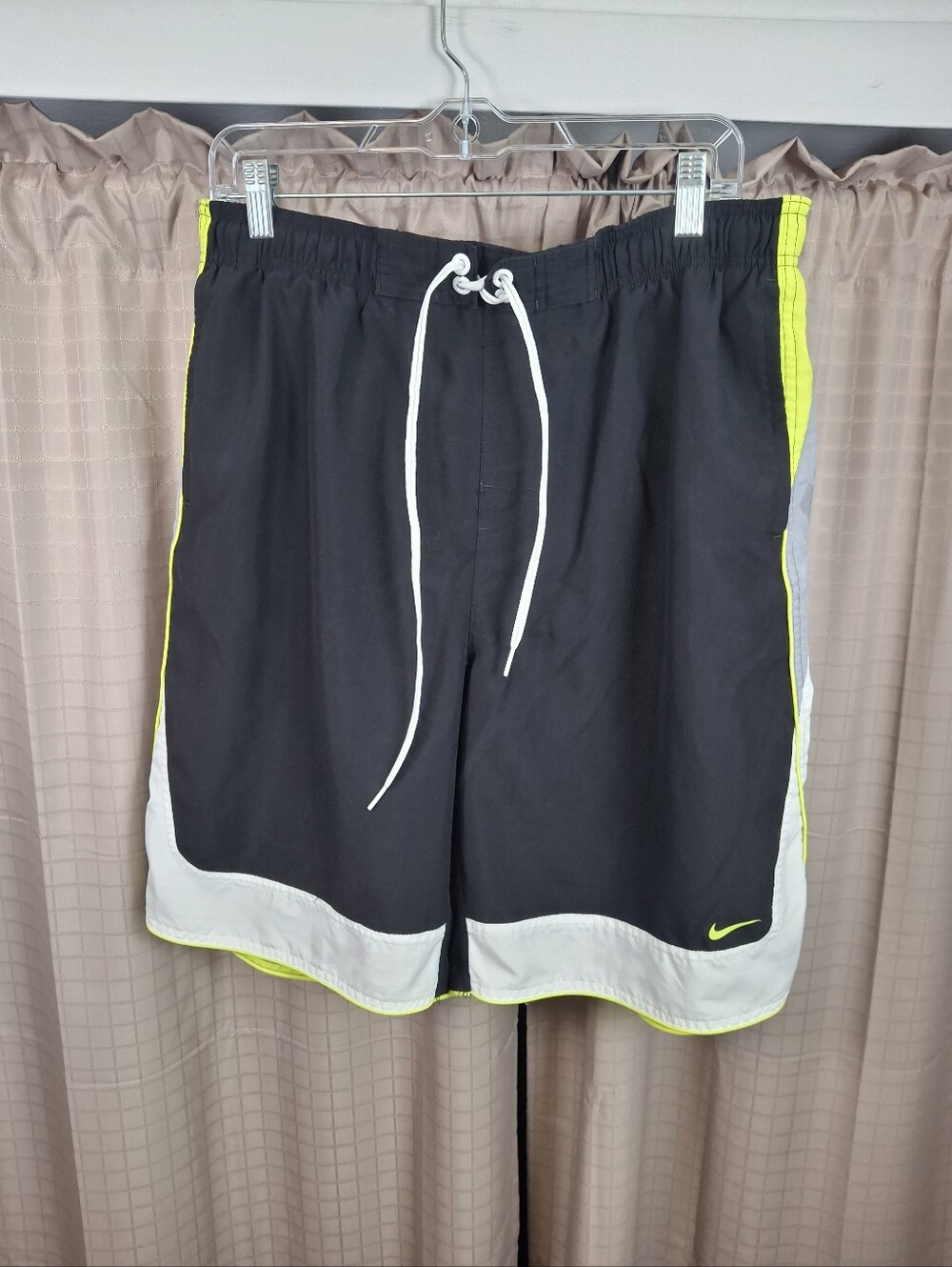 Nike Black Swim Trunks Mesh Pockets Built In Brief Drawstring Waist Size XL